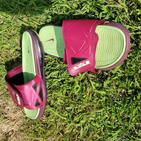 Nike Air Max LeBron James Sandals - Picture 1 of 15